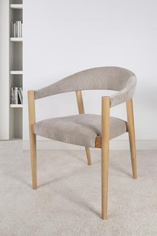 Chaise ou Fauteuil de table Oliver réalisé en Frêne Massif Tissu velours côtelé Beige