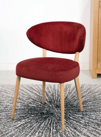 Chaise ou Fauteuil de table Agathe  en Frêne Massif Tissu velours côtelé Bordeaux